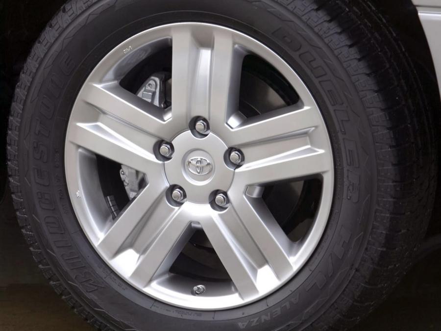  Toyota Tundra CrewMax Limited 2007 года  (фото 28 из 74)
